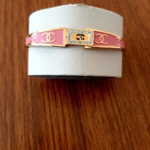 Chic Pink and Gold Bracelet
